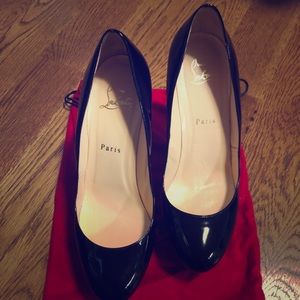 Christian Louboutin Bianca Patent Leather Pump